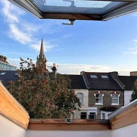 Charming Fulham Flat Apartment London