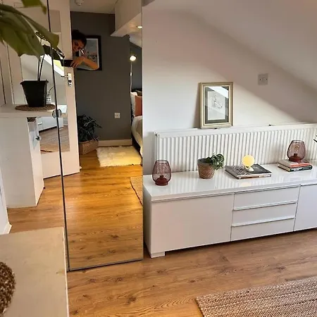 Apartamento Charming Fulham Flat Londres