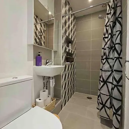 Apartment Beautiful And Spacious Flat