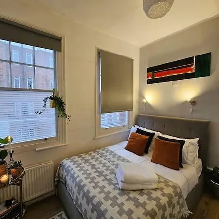 Apartment Beautiful And Spacious Flat