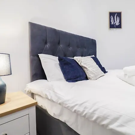 Apartment Stylish 1 Bedroom In London