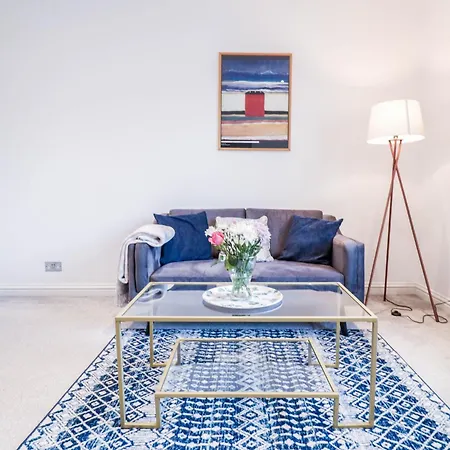 Stylish 1 Bedroom In Apartment London