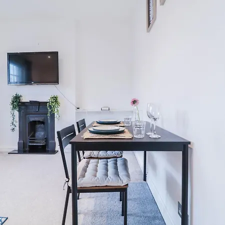 Apartment Stylish 1 Bedroom In London
