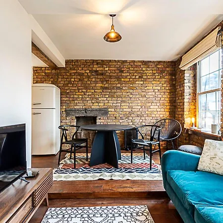 Charming Shoreditch Apartment