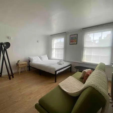 Flat In Kings Cross