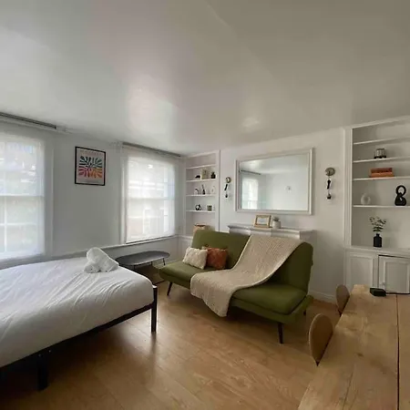 Flat In Kings Cross * London
