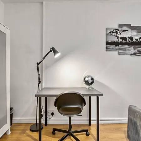 Apartment Peaceful 2-bed South Bank London