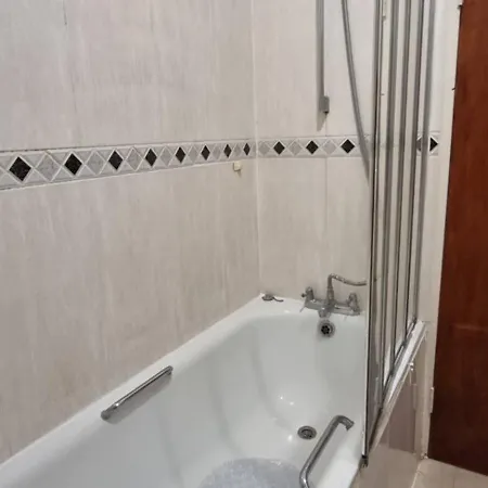 4-bed In London