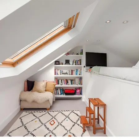 Chic 3bd Maisonette Wroof Terrace - Wandsworth! London