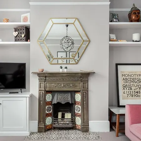 Chic 3bd Maisonette Wroof Terrace - Wandsworth!