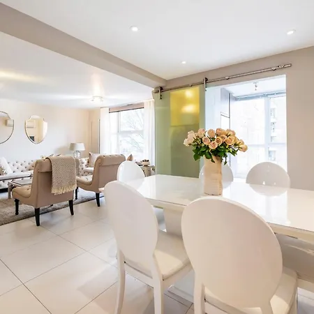 Camden Lux Suite-hosted By Sweetstay