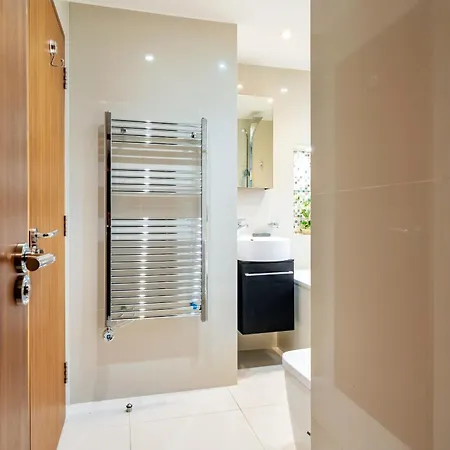 Camden Lux Suite-hosted By Sweetstay * London