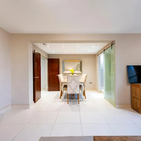Camden Lux Apartment-hosted By Sweetstay