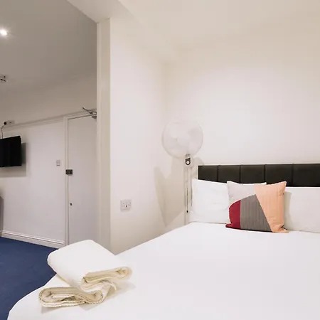 The Chapter - Hyde Park Hotel London