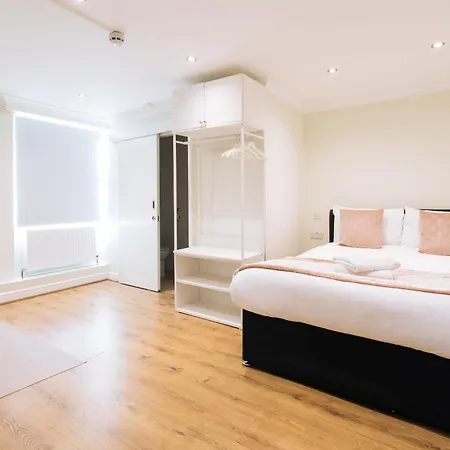 The Chapter - Hyde Park Hotel London
