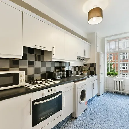 Cs Hyde Park Apartment *