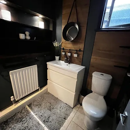 2 Bedroom Flat In Kensal Rise