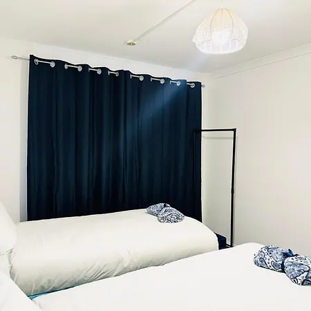 2br*free Parking*off A12*family*contractors *