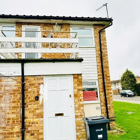 2br*free Parking*off A12*family*contractors
