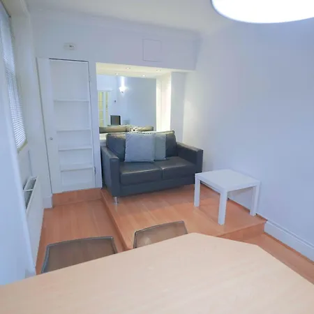 Apartment Chiltern Street Serviced By Globe London