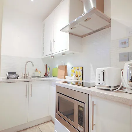 Chiltern Street Serviced By Globe * London