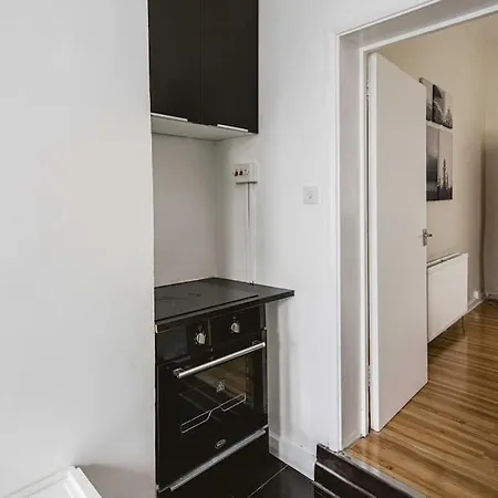 Super Stylish 1bd Flat With Garden In Leytonstone Apartment