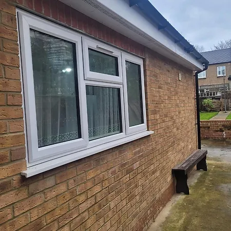 Lovely 2-bed Fully Refurbished House In Holiday home London