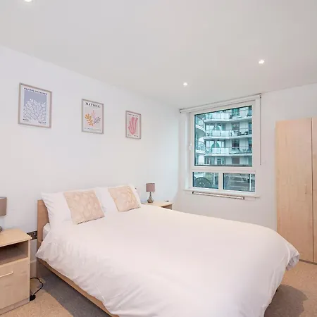 Apartment Terraced Riverview London