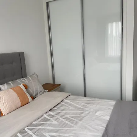 Luxury One Bedroom Flat In * Harrow