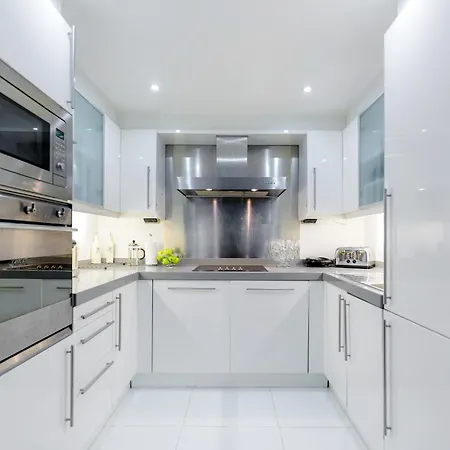 2&3 Bedrooms Near Excel - Modern Spacious For Larger Groups Apartment