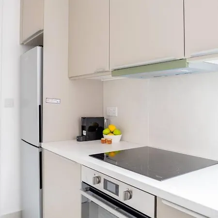 Superb Next To Hyde Park
