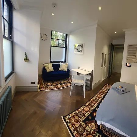 Boutique Linden Gardens 1st Floor And Loft *