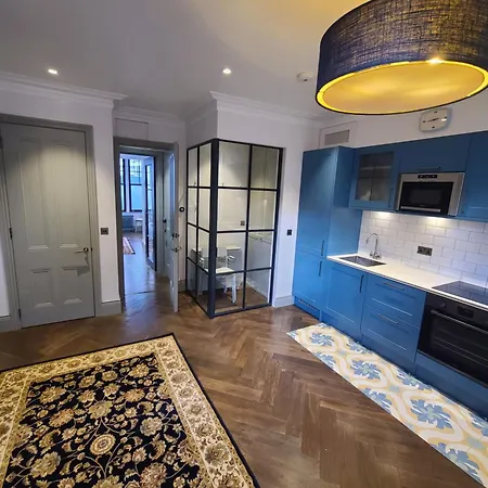 Boutique Linden Gardens 1st Floor And Loft London