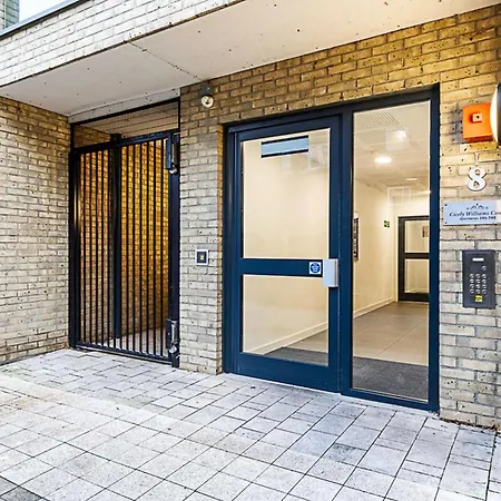 Spacious And Trendy Shoreditch Flat *