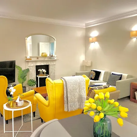 Apartment Beaufort Gardens In Knightsbridge *