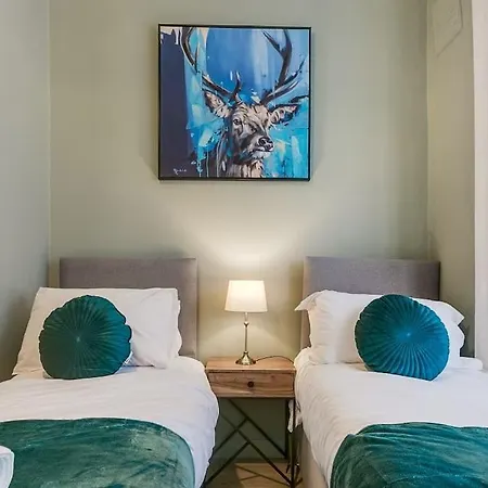 Chic 3 Bedroom Brixtonclapham Near Tube Apartment *