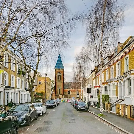 Chic 3 Bedroom Brixtonclapham Near Tube *