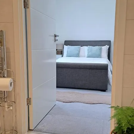 Homestay Cozy Double With Large En Near Canary Wharf With Amazing Views In A Shared *