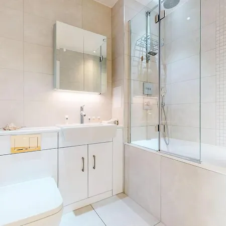 Exquisite 1-bedroom Flat In North Kensington *