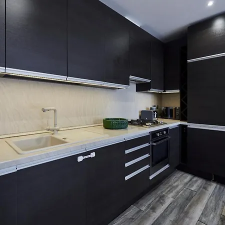 The Wembley Hideaway - Bright 2bdr Flat London