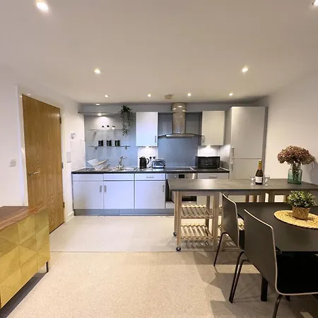 Vibrant 2 Bed In Hoxton And Shoreditch Apartment *