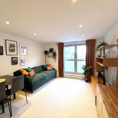 Vibrant 2 Bed In Hoxton And Shoreditch London