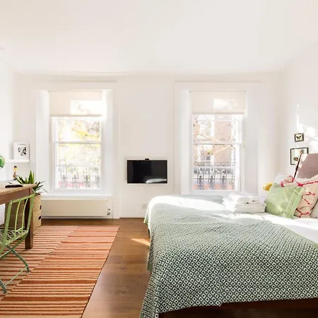 Bellevue Notting Hill 2 Bed By Holland Park Apartment *