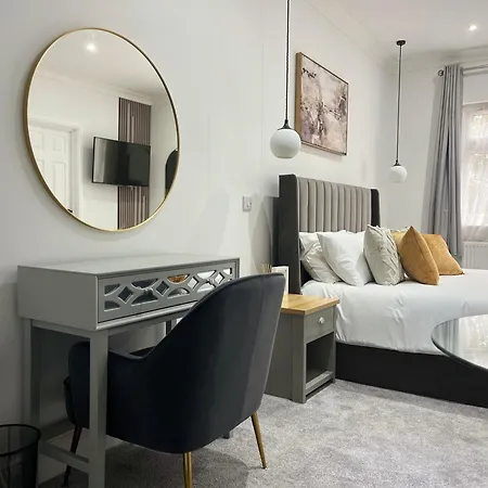 Apartment Luxury Ensuite In