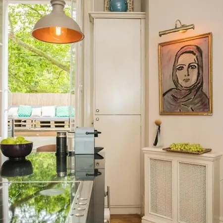 Apartment Urban Oasis Hideaway
