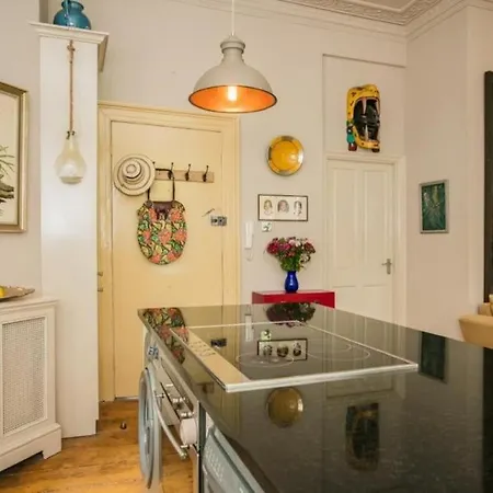 Urban Oasis Hideaway London