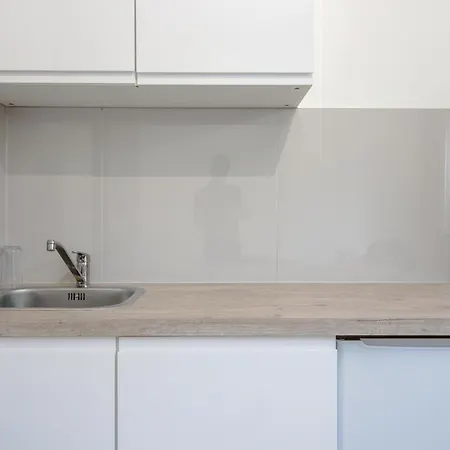 Elegant New London