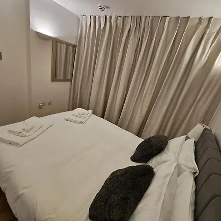Apartment Luxury In Canary Wharf