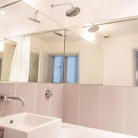 Stylish Flat In The Heart Of South Kensington * London