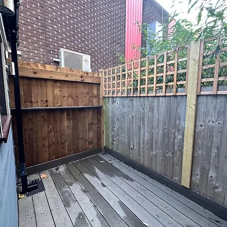 Zone 1 Apartment